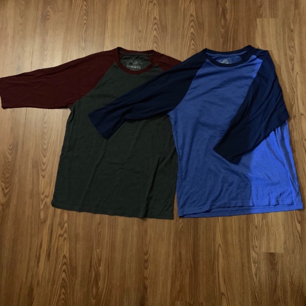 Macy’s Ragland Tees 3/4 Sleeve (*Signs of wear - some piling *)